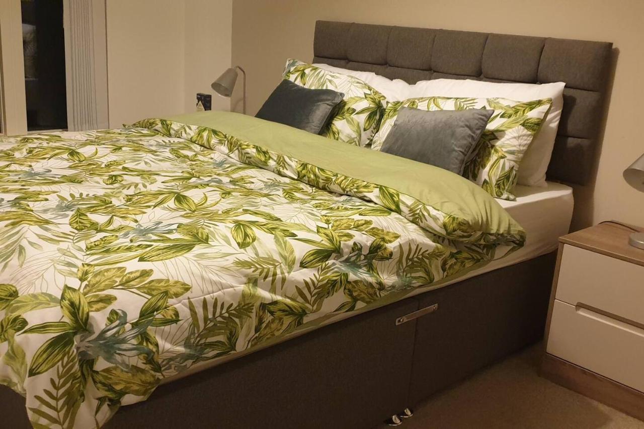 Stunning 2-Bed Apartment In Manchester City Centre マンチェスター エクステリア 写真
