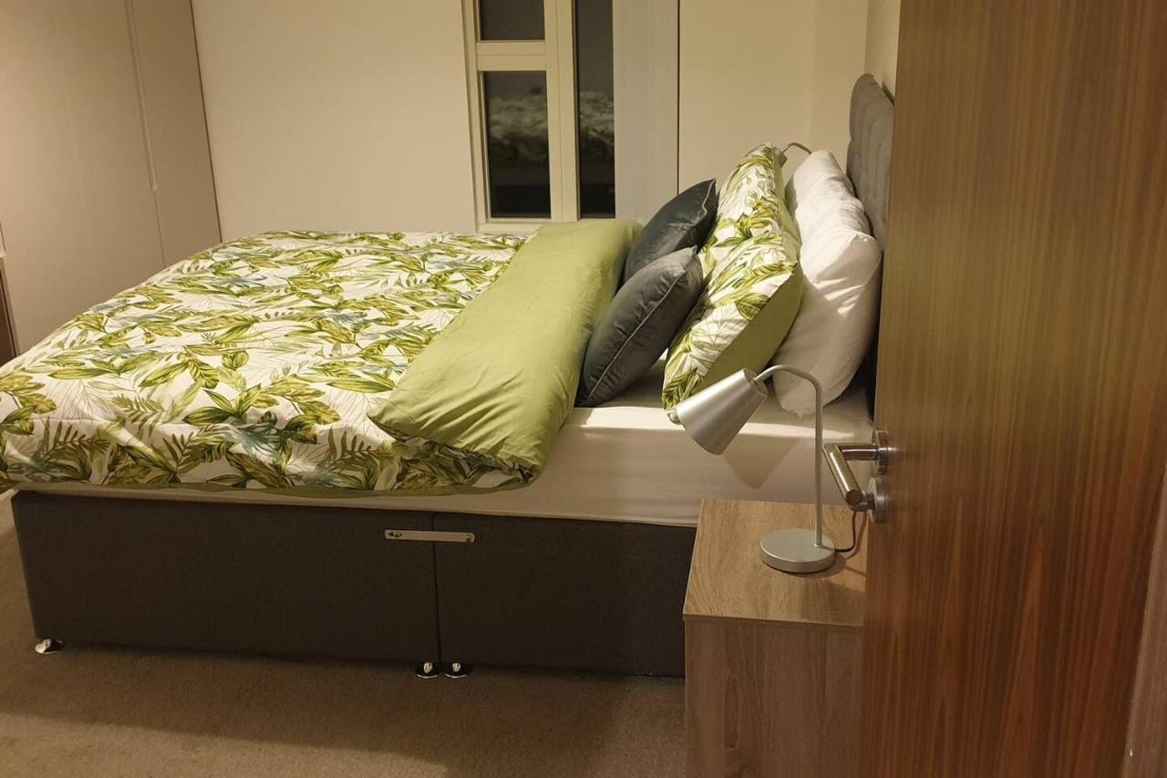Stunning 2-Bed Apartment In Manchester City Centre マンチェスター エクステリア 写真