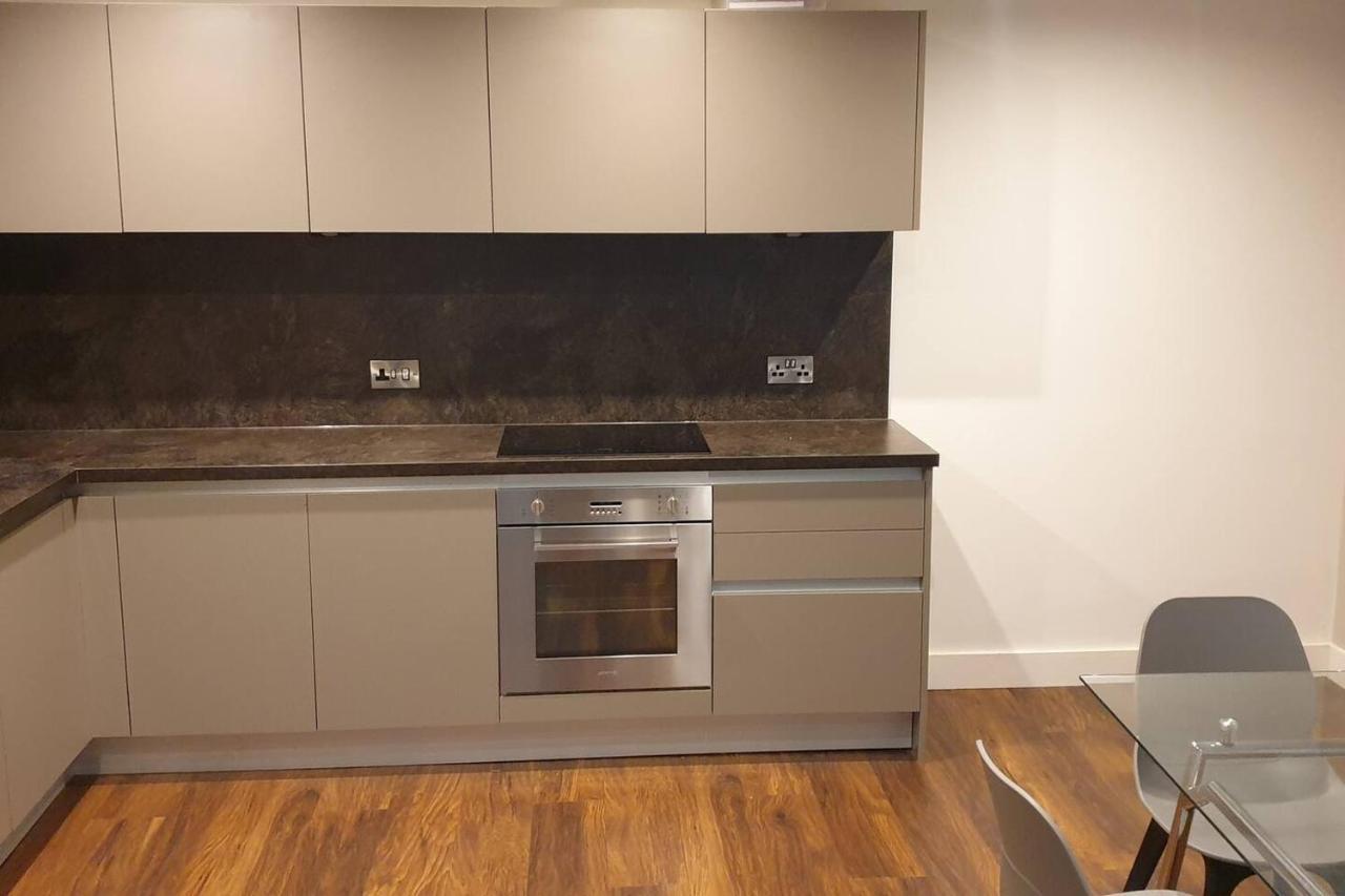 Stunning 2-Bed Apartment In Manchester City Centre マンチェスター エクステリア 写真